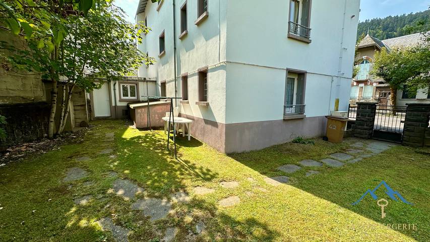 Gîte pour 8 personnes, avec jardin dans Gare Du Mont Dore - 3