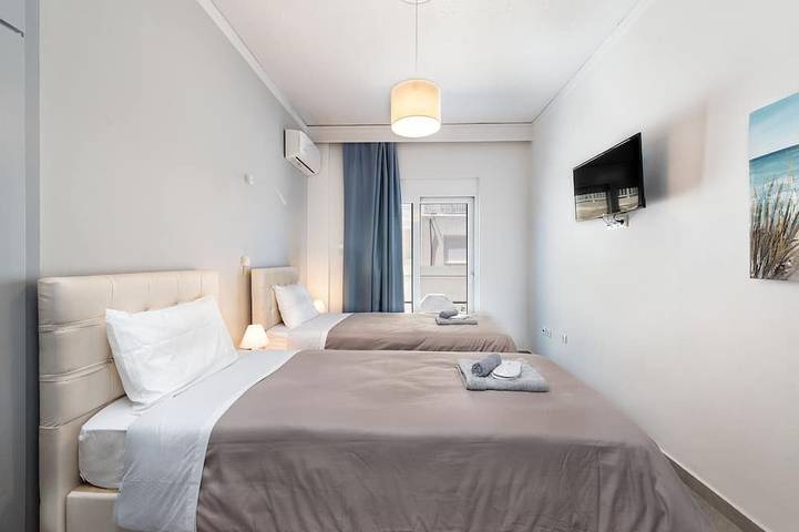 Ganze Wohnung, Rhodes Rose flat with garden and jacuzzi in Rhodos Stadt, Rhodos