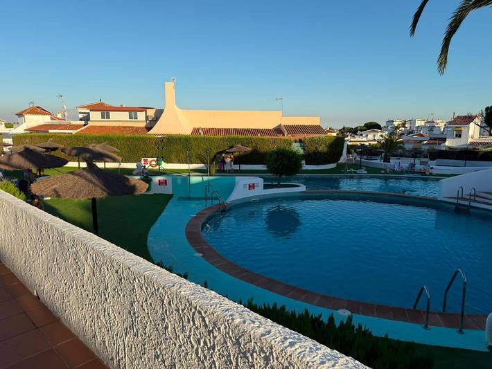 Villa Sofía in Matalascañas: 2 Bedrooms, Private Garden and Pool