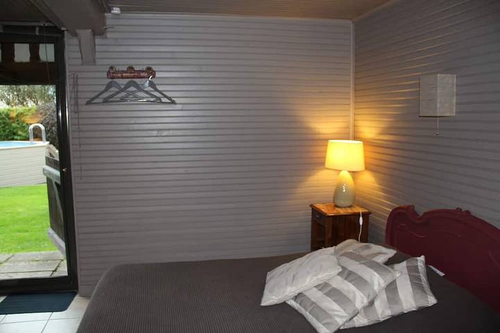 Gîte pour 20 personnes, avec terrasse et piscine ainsi que jardin et sauna à Fatouville-Grestain - 2