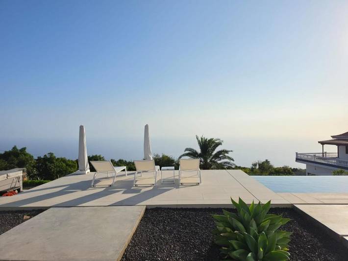 Villa für 4 Personen, mit Whirlpool und Terrasse sowie Pool und Ausblick auf La Palma - 3
