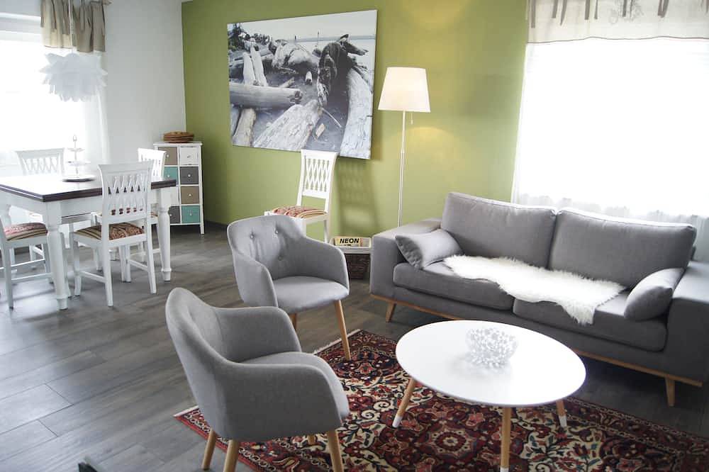 Ganze Wohnung, Wunderschöne große Ferienwohnung nahe Messe Stuttgart - Sindelfingen - Fildern in Waldenbuch, Landkreis Böblingen