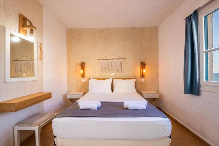 Location de vacances pour 4 personnes, avec vue ainsi que jardin et piscine dans Karpathos - 2