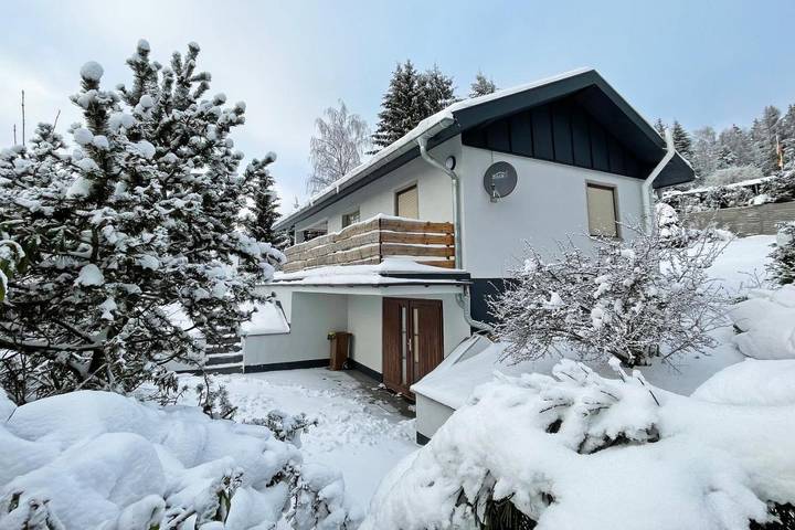 Bungalow für 4 Personen, mit Garten und Sauna sowie Pool und Ausblick, mit Haustier im Thüringer Wald - 3