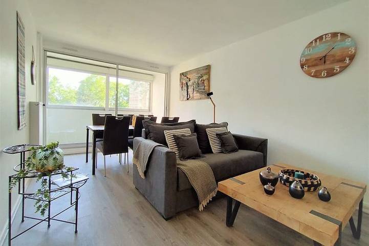 Appartement de vacances pour 9 personnes, avec Terrasse et Jardin à Colombes