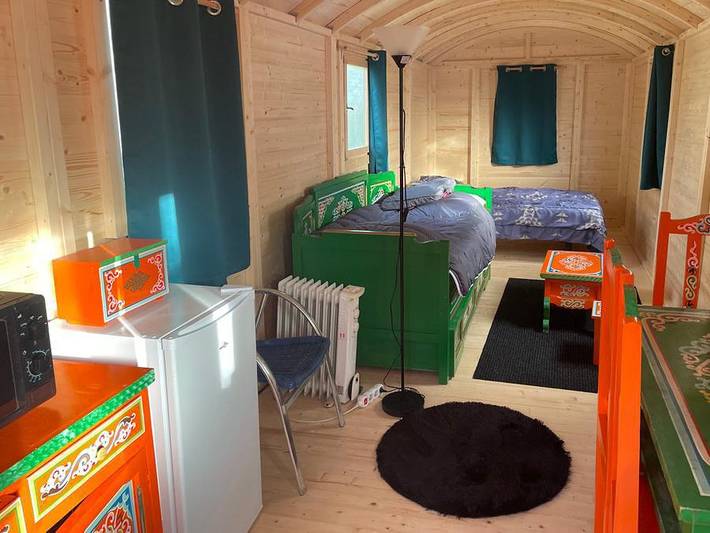 Camping Les Dis Village Insolite - Unterkunft 4 personen - Zigeunerwagen 4 Personen max in Saint-Benoît-des-Ondes, Mont-Saint-Michel-Bucht