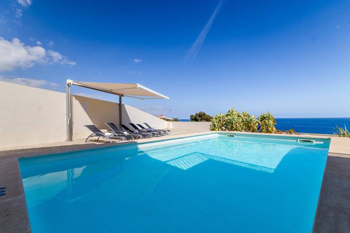 Ferienhaus für 6 Personen, mit Balkon und Terrasse sowie Garten und Pool in Cala Murada