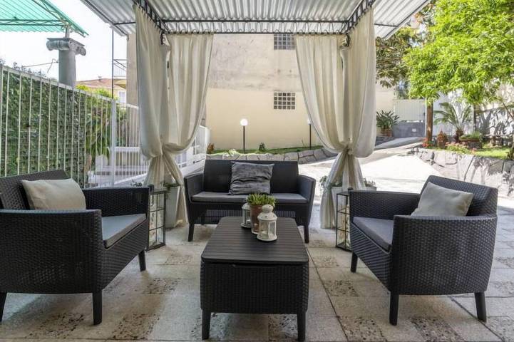 Appartement de vacances pour 4 personnes, avec jardin