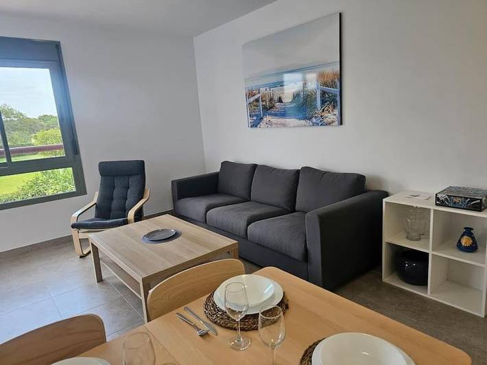 Apartamento de vacaciones para 4 personas, con piscina además de jardín y terraza - 1