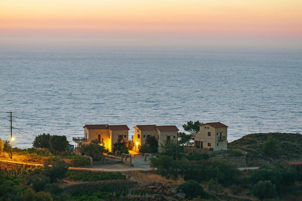 Irida in Ikaria