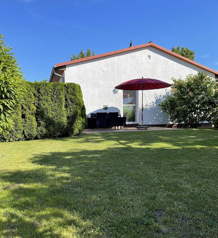 Ferienhaus für 4 Personen, mit Terrasse und Garten, kinderfreundlich in Göhren-Lebbin