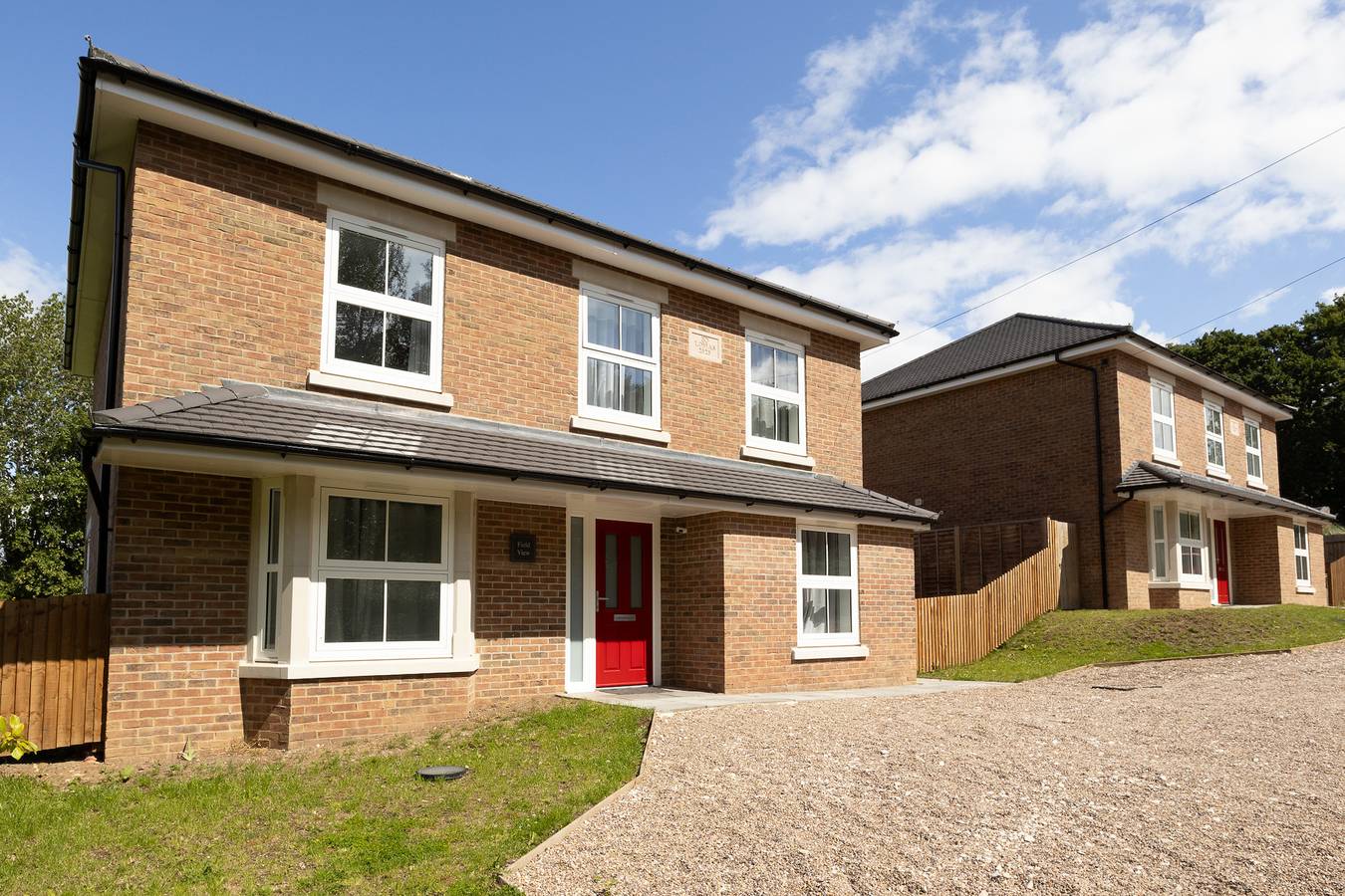 Field View 5-Bed House - free parking in Staffordshire