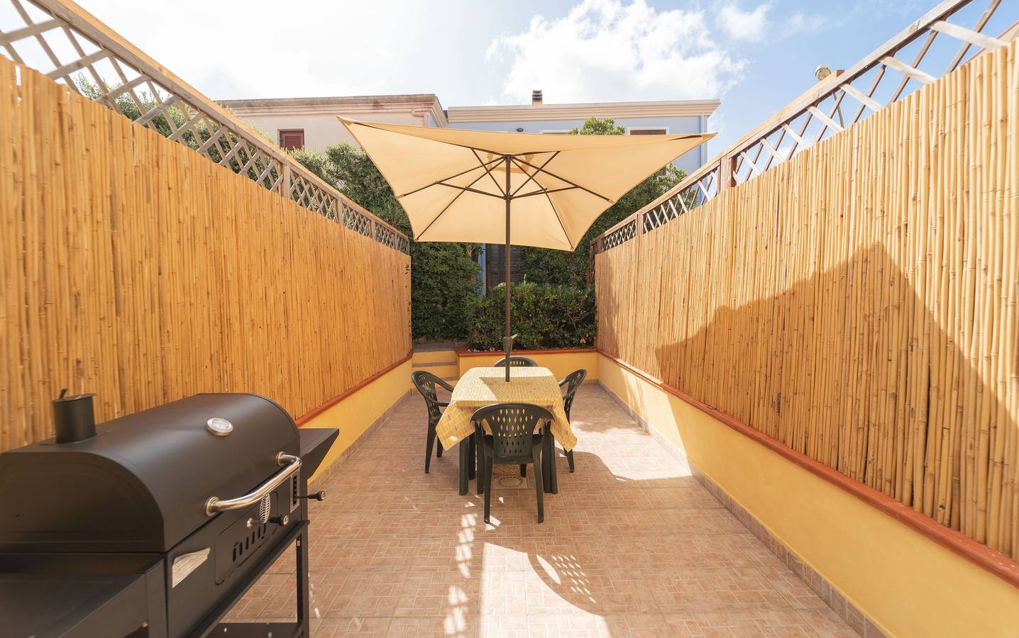 Holiday Home "Cala Sant Andrea" in a Quiet Location with Terrace in Stintino, Nurra