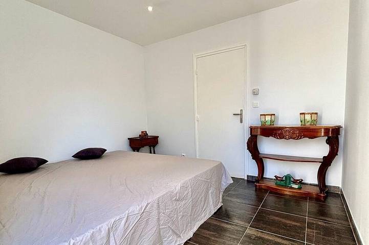 Villa pour 8 personnes, avec terrasse et jacuzzi ainsi que jardin et piscine à L'Île-Rousse - 4