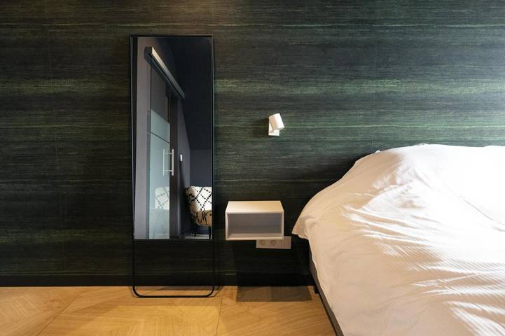 Location de vacances pour 4 personnes, avec piscine et sauna ainsi que jardin et jacuzzi à Philippeville - 4