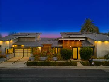 Vacation Rental for 10 Guests in Los Angeles, San Fernando Valley, Picture 1