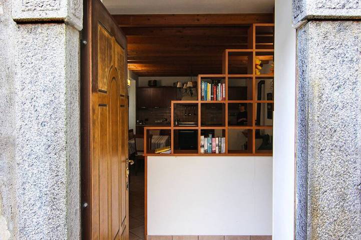 Villa pour 9 personnes, avec Balcon ainsi que Jacuzzi et Jardin à Commune de Varenna
