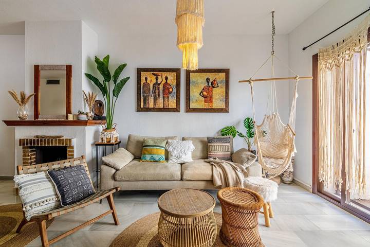 Ferienhaus „Beachfront Bohochic 2“ mit Balkon, WLAN und Klimaanlage in Playa de Guadalobon, Estepona