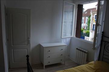 Appartement De Vacances pour 2 Personnes dans Rosny-sous-Bois, Seine-Saint-Denis, Photo 4