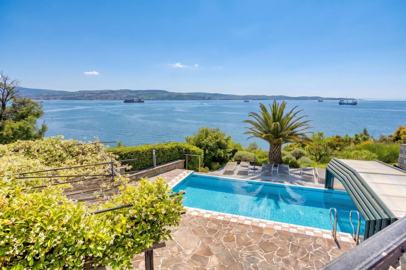 Apartamento inteiro, Debeli Rtič Studio 1 - Pool & Sea View in Koper, Riviera eslovena