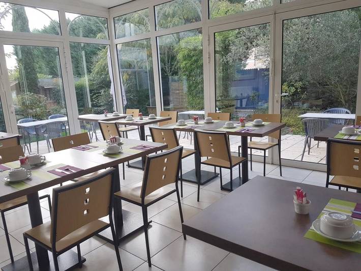 Hôtel pour 2 personnes, avec jardin et terrasse à Coutras - 3