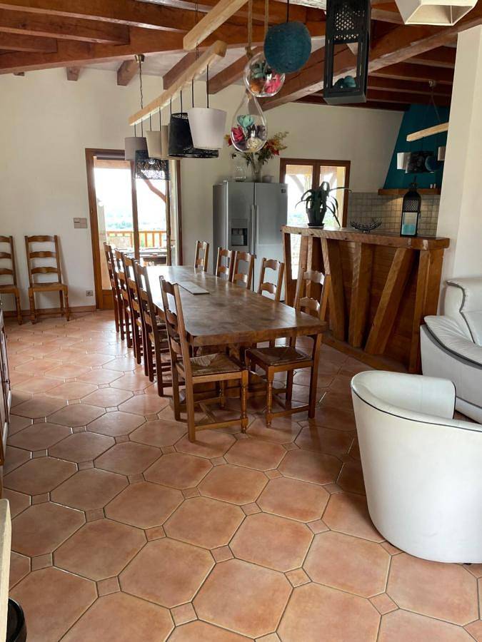 Location de vacances pour 10 personnes, avec piscine ainsi que jardin et vue à Coux-et-Bigaroque - 4