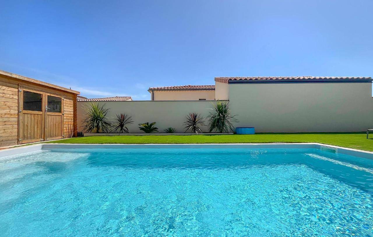 Amazing Home In Saint-Paulet-De-Caisso in Saint-Paulet-de-Caisson, Région de Nîmes