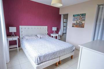 Maison De Vacances pour 8 Personnes dans Portbail, Cotentin, Photo 1