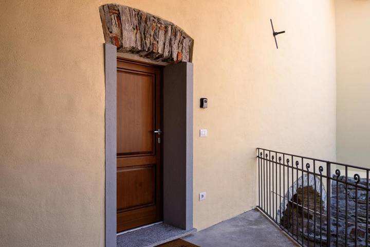 Location de vacances pour 6 personnes, avec balcon dans Massino Visconti - 2