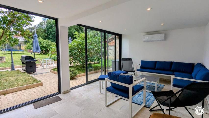 Location de vacances pour 12 personnes, avec jardin, animaux acceptés à Saint-Seine-l'Abbaye - 4