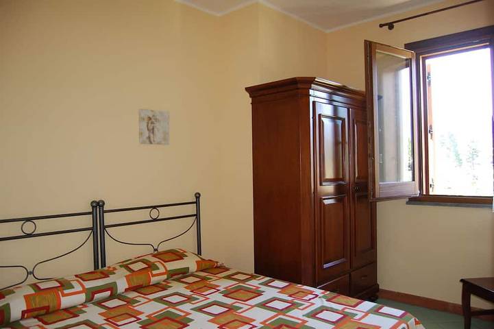 Appartement entier, Trois piece: Residence avec piscine et jardin in Santa Tecla, Acireale