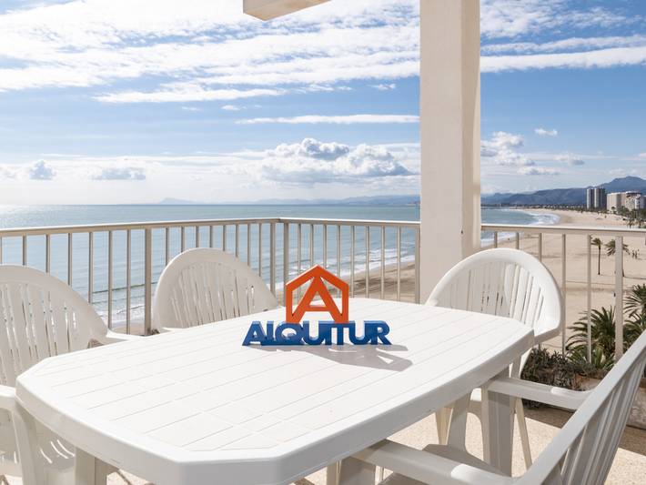 Entire apartment, Family apartment in Cullera with pool close to beach in Platja de Sant Antoni (Cullera), Cullera