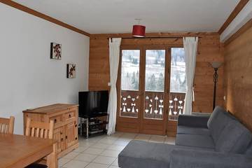 Gîte pour 4 personnes, avec balcon à Bozel
