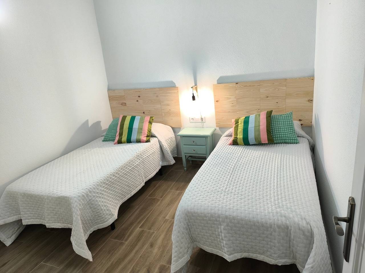 Casa Vacacional 'Abades South Beach' con Terraza Privada, Wi-Fi y Aire Acondicionado in Abades, Arico