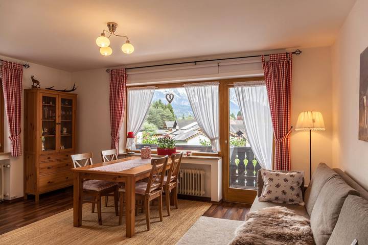 Ferienwohnung für 3 Personen, mit Balkon in Garmisch-Partenkirchen