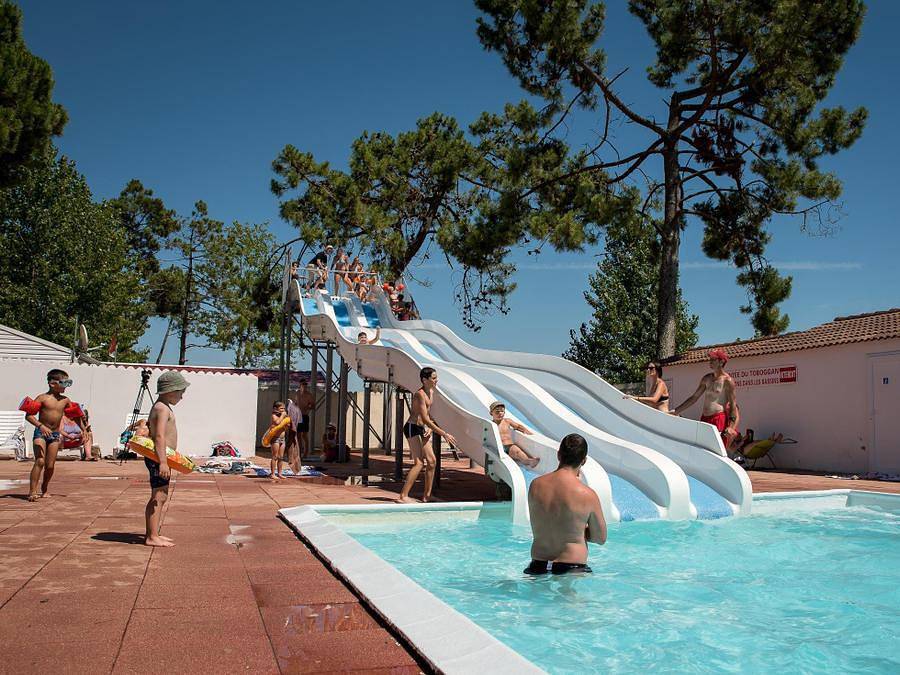 Flower Camping L’Escale du Perthuis - Mobilhome 4 personas - Mobile-Home Standard 26m² 2 dormitorios + terraza (lado tierra) in La Tranche-sur-Mer, Vandea