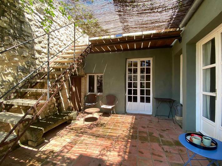 Location de vacances pour 15 personnes, avec terrasse ainsi que vue et jardin à Sanilhac-Sagriès - 4