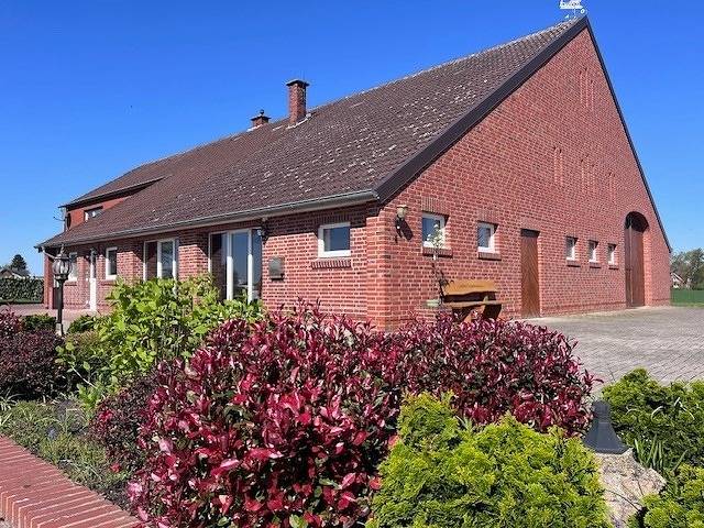 Ferienhaus für 22 Personen, mit Ausblick und Sauna sowie Garten