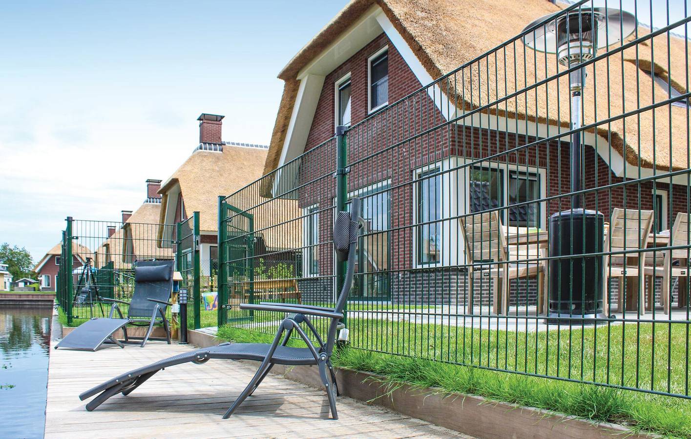 Ferienhaus für 10 Personen mit Terrasse in Idskenhuizen, Ijsselmeer