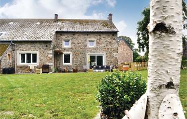 Gîte pour 6 personnes, avec jardin et terrasse, animaux acceptés à Érezée