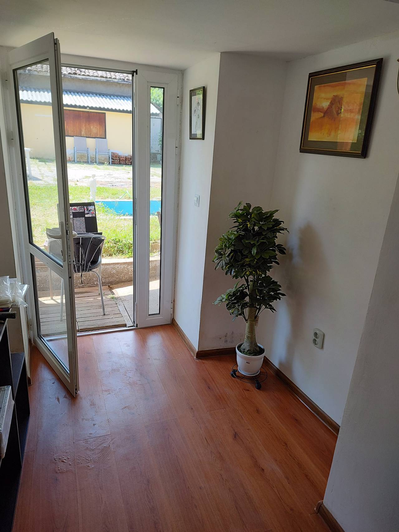 Ganze Ferienwohnung, Ferienwohnung für 6 Personen mit Terrasse in Bulgarien