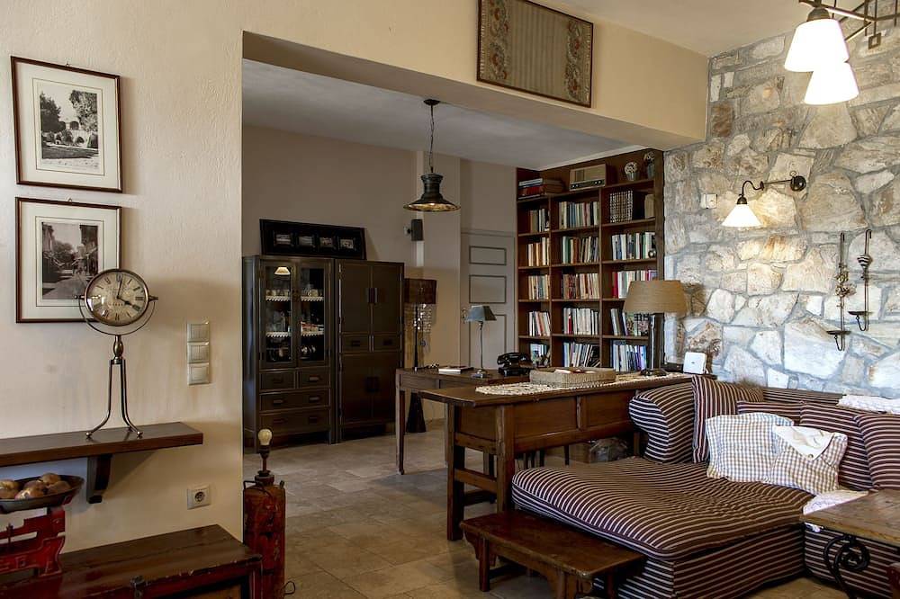 Antike Geschichte Kultur Triff die Gegenwart In eleganten Komfort in Agios Konstantinos (Attika), Regionalbezirk Ostattika