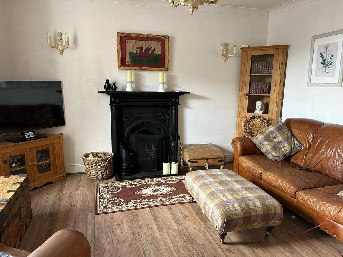 Appartement entier, Beautiful 3 Bed Cottage in the Heart of Pembroke in Pembroke, Pembrokeshire