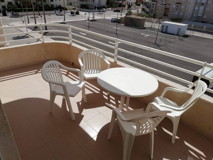 Entire apartment, Las Olas  3ºc,  Solo Familias in Playa Xeraco, Xeraco