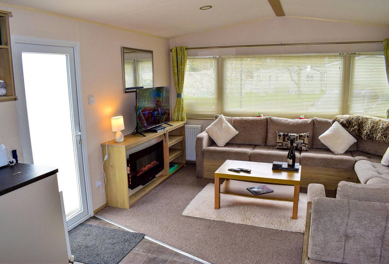 The Dorset Coast - A Home Away From Home in St. Leonards and St. Ives, Dorset
