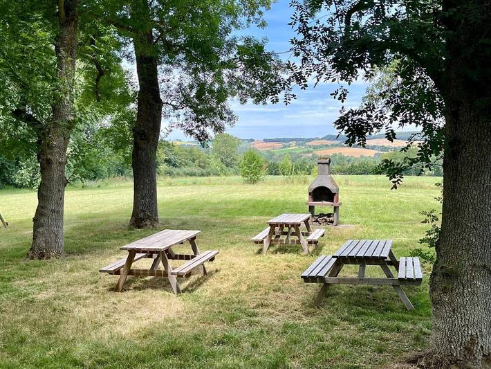 Domaine Roujos – Pastel: Charmantes Ferienhaus inmitten der Natur mit beheiztem Pool in Beaumont-de-Lomagne, Tarn-et-Garonne