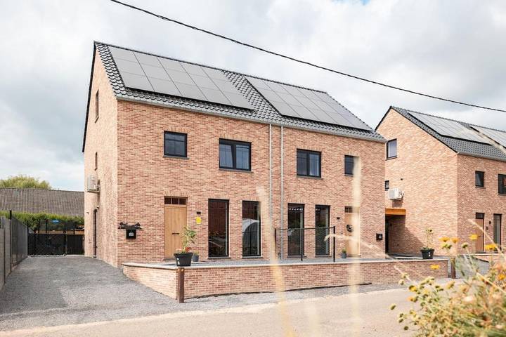 Location de vacances pour 8 personnes, avec Terrasse et Jardin dans Lauw