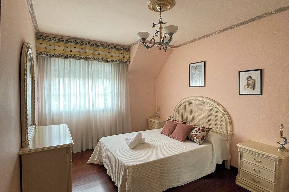 Entire apartment, Ático Familiar Céntrico en Vilanova de Arousa in Vilanova de Arousa, Rías Baixas