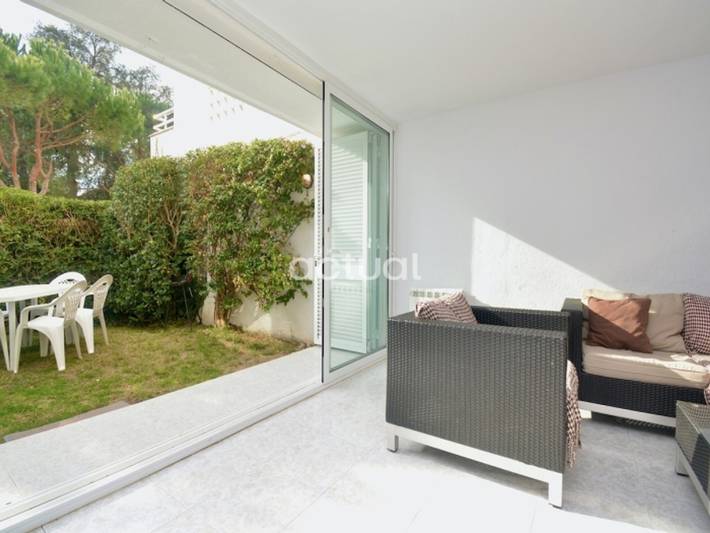 Entire apartment, 2-bedroom apartment 400m from beach with garden and pool in Platja d'Aro in Platja d'Aro, Costa Brava