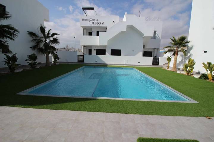 Holiday rental for 4 people, with balcony and pool in San Pedro del Pinatar